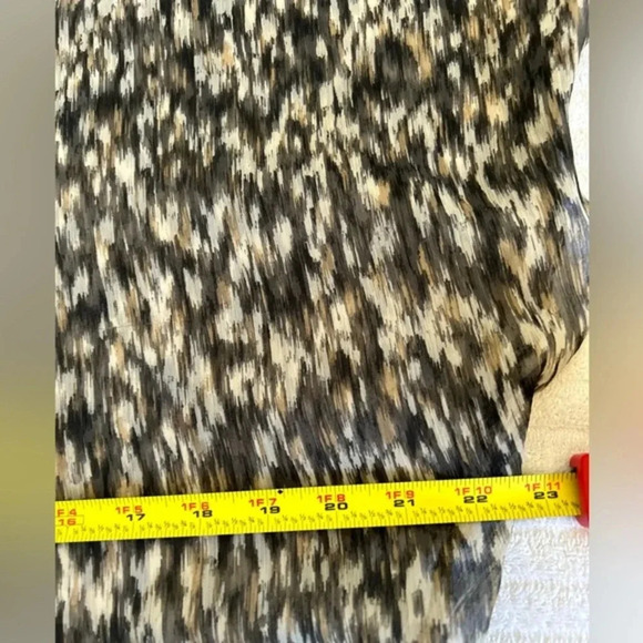 Converse‎ One Star Blouse Women's Medium Multicolor Sheer Flutter Sleeve V-Neck - Picture 7 of 14